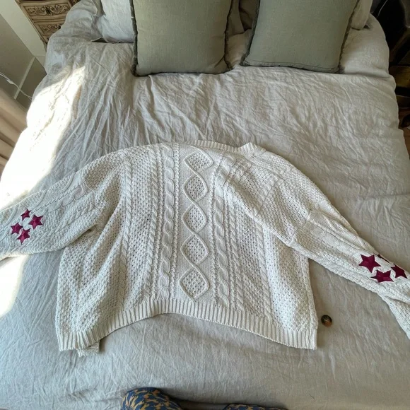 Taylor Swift RED cardigan - Picture 5 of 6